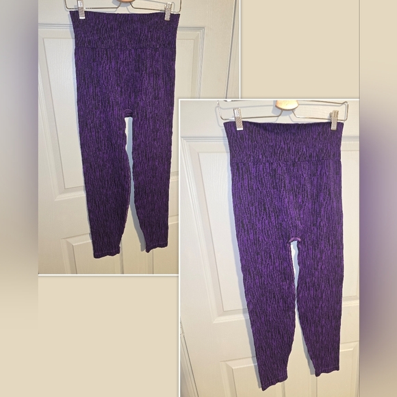 NWOT Athleta Elemental Tight Legging Essential Flurry Purple Black Women's L - Picture 4 of 8